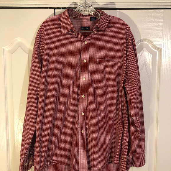 IZOD - XL Red plaid casual button up - Picture 1 of 2